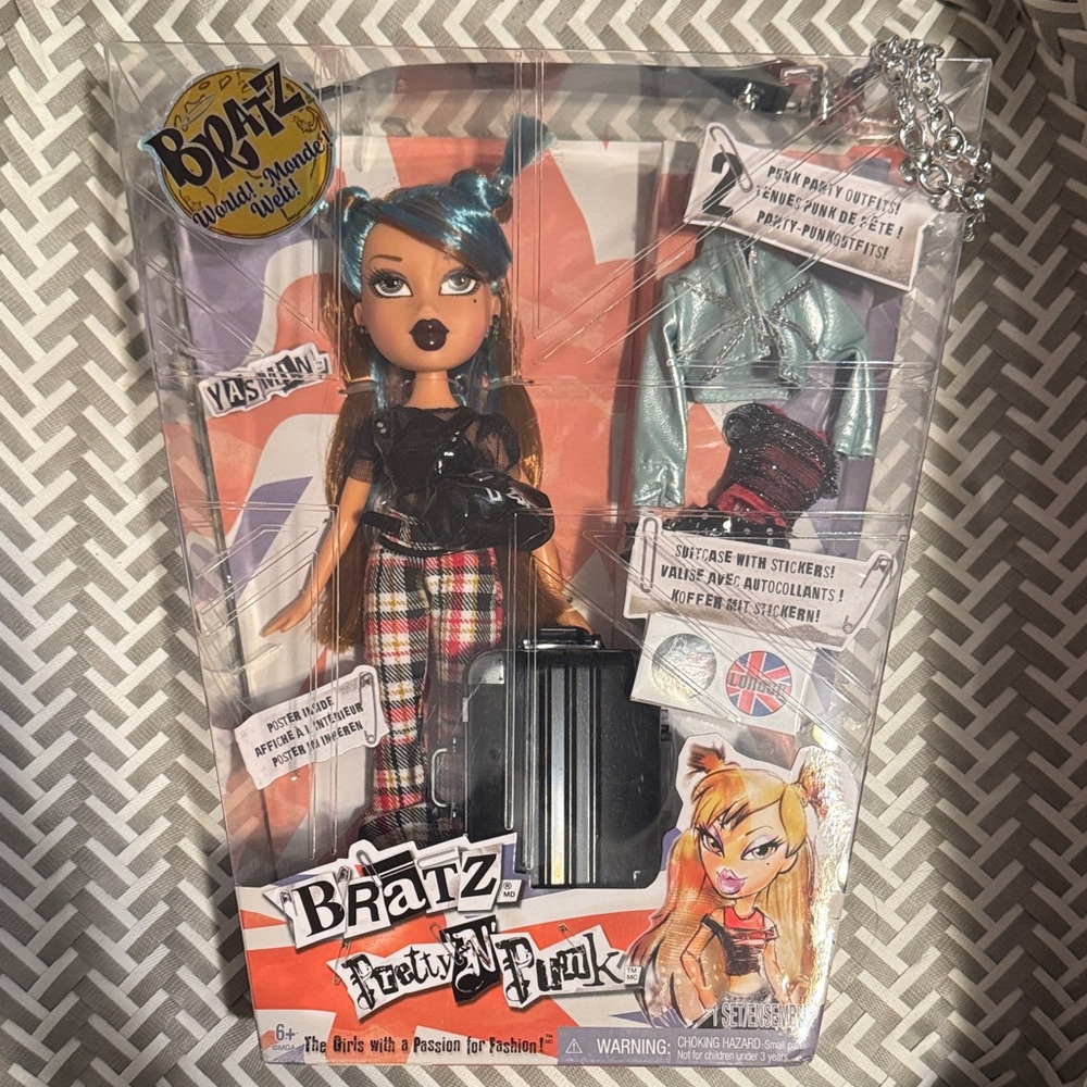 2023 Bratz Pretty 'N' Punk Doll with Blue Hair